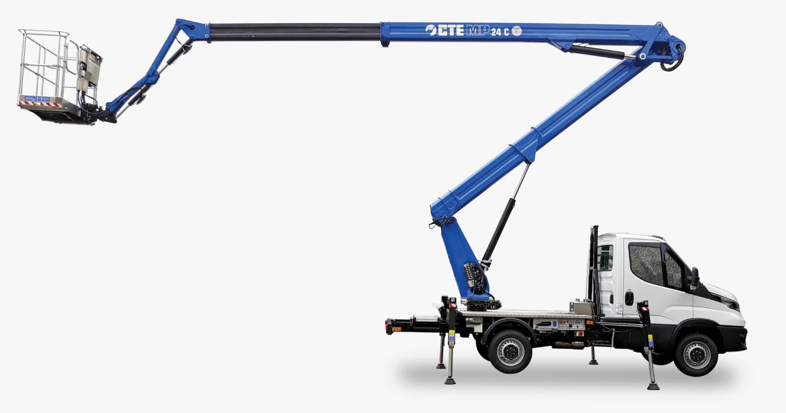 Plataforma-sobre-camion-articulada-CTE-zedMP24C-1